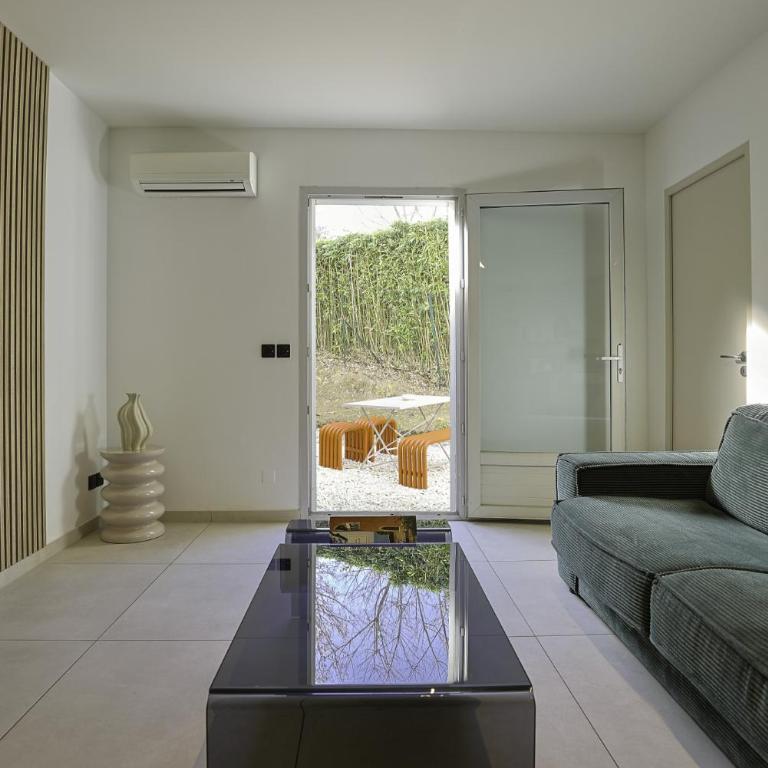 Superbe Appartement 1 chambre avec clim, terrasse et parking - Apartment mit 1 Schlafzimmer und Garten - 7