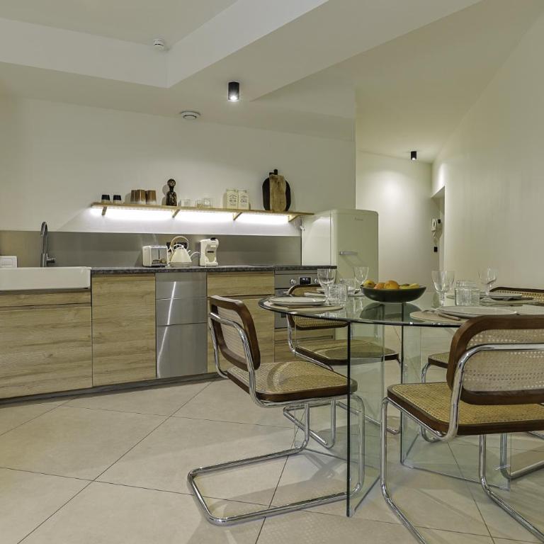 Superbe Appartement 1 chambre avec clim, terrasse et parking - Apartment mit 1 Schlafzimmer und Garten - 15