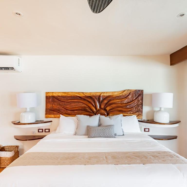 Bella Mar, Oceanfront Escape - Deluxe Double Room with Balcony and Sea View - 12