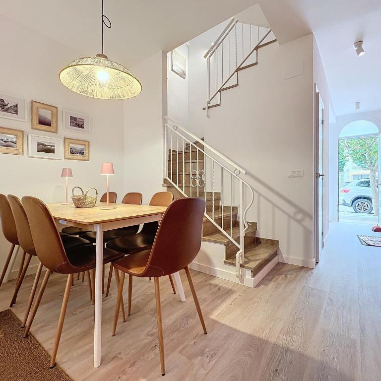 La Bella Lola Estartit Rental - Three-Bedroom House - 12