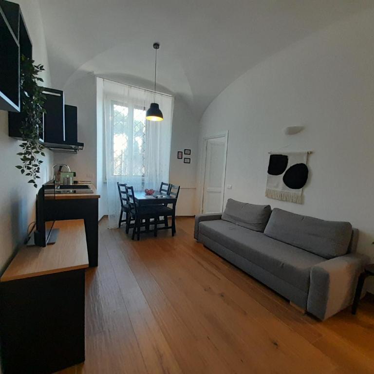 Acche Apartments - One-Bedroom Superior Apartment - 2