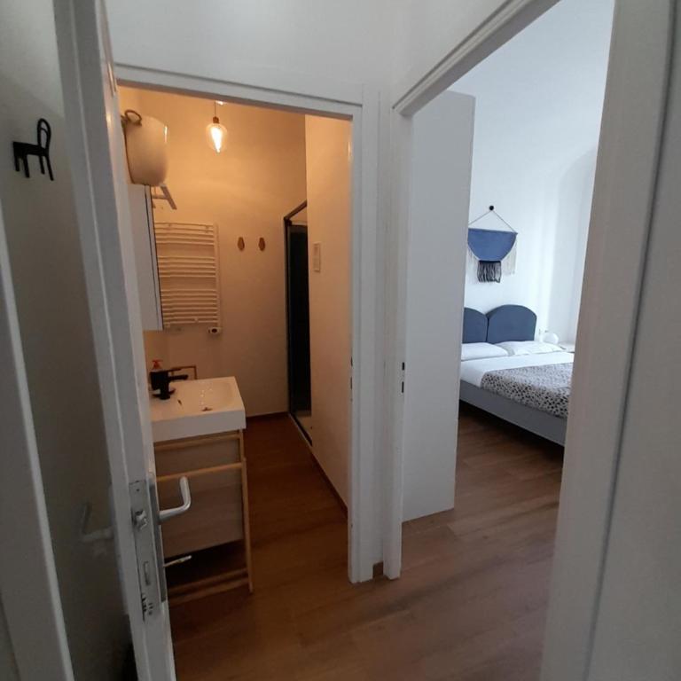 Acche Apartments - One-Bedroom Apartment with View - 10