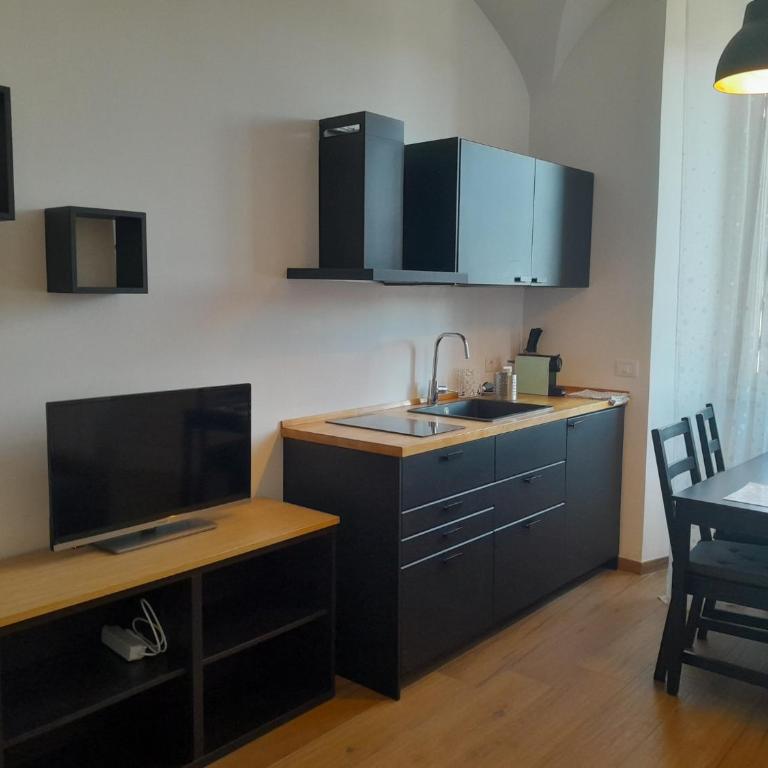 Acche Apartments - One-Bedroom Superior Apartment - 25