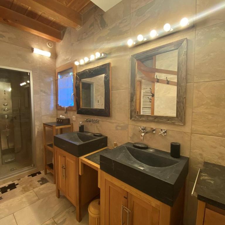 Chalet chaleureux pour 12 personnes avec WIFI et cheminée - Chalet 3 Chambres - 22
