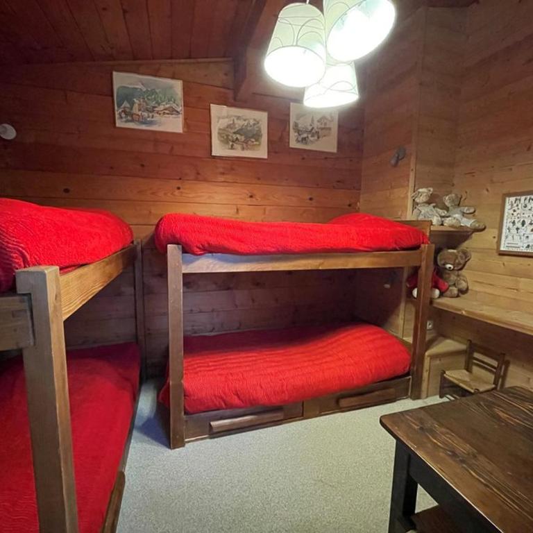 Chalet chaleureux pour 12 personnes avec WIFI et cheminée - Chalet 3 Chambres - 23