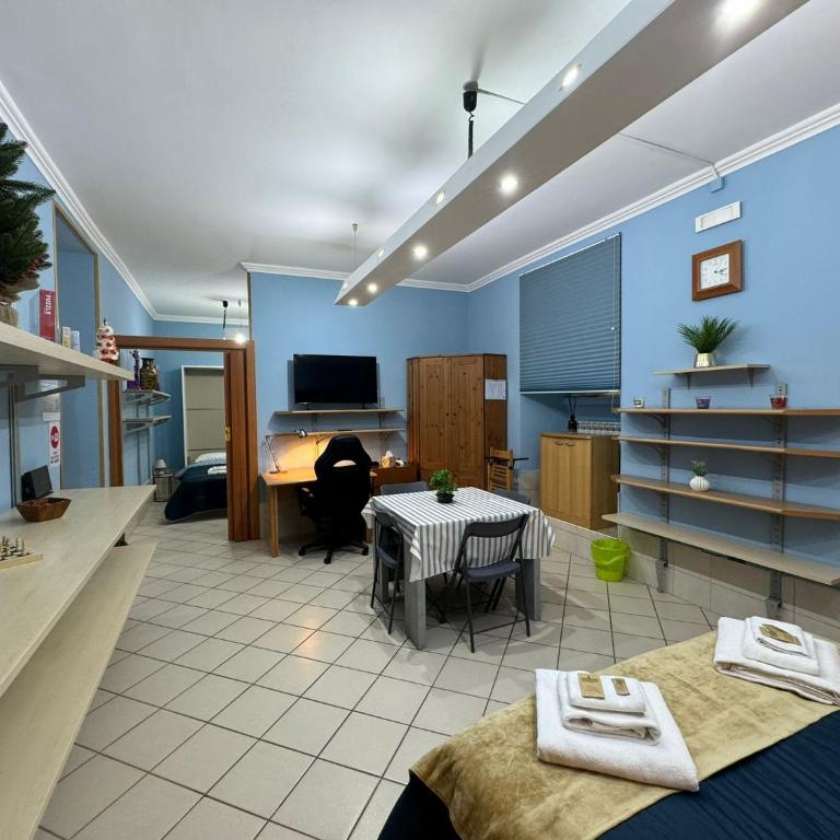 Charming Hideaway in P R A T I near Piazza Clodio - Two-Bedroom Apartment - 16
