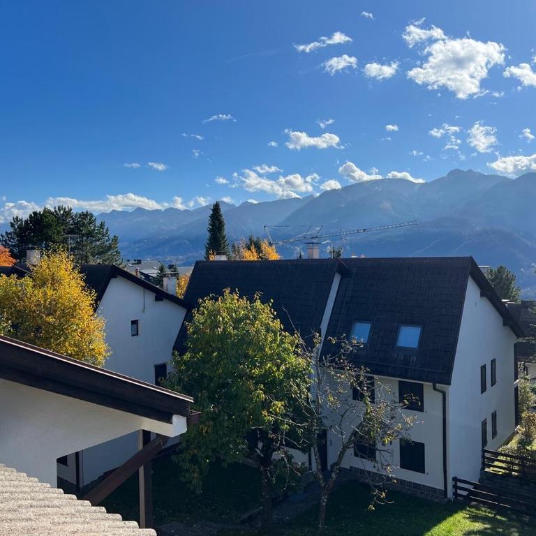 Private Veranda - Tiroler Chalet - Near Ski Slopes & Dolomites - Apartment mit 3 Schlafzimmern - 27