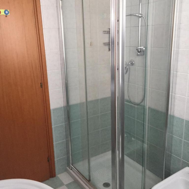 Due camere, vicino al mare - CONDOMINIO OLIMPIA - Appartamento con 2 Camere da Letto - 4