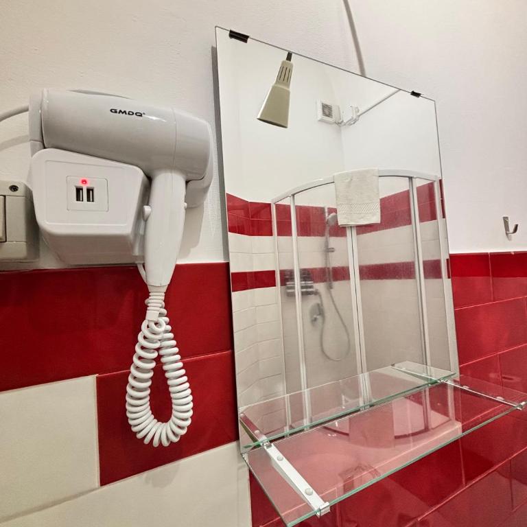 Il Teatro Rooms - Double Room with Private Bathroom - 10