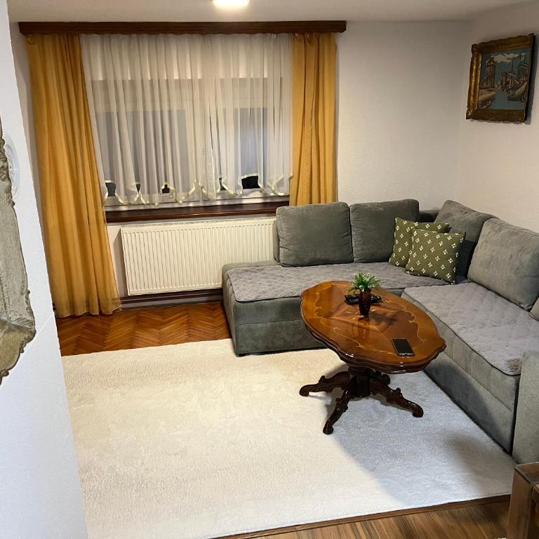 Apartman House Jasmina - Two-Bedroom Apartment - 10