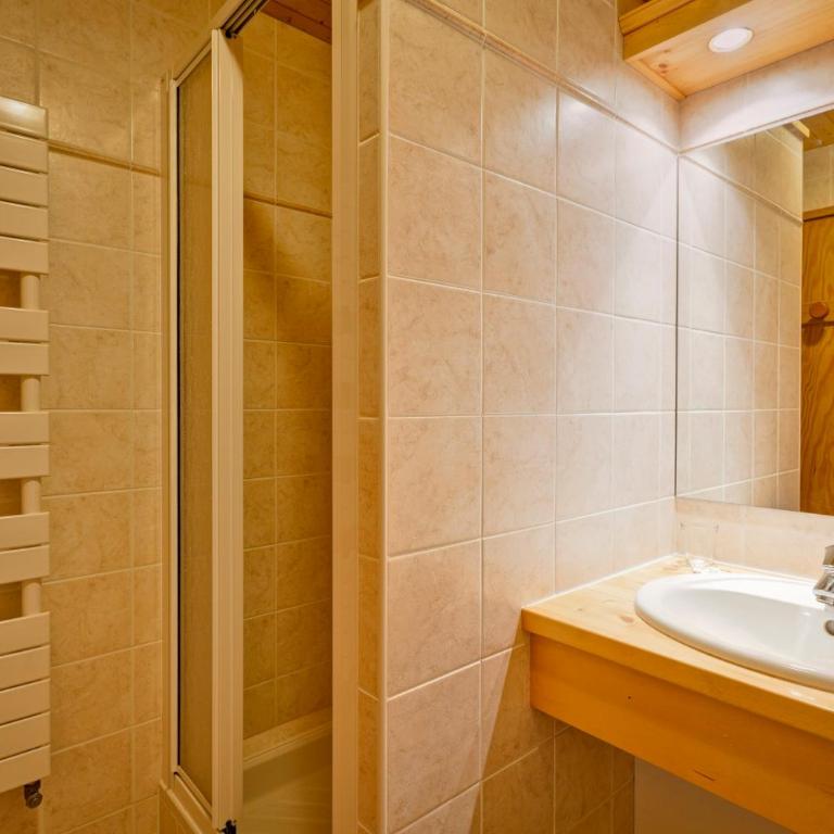 Hotel les Flocons - Suite - Vue sur Jardin - 8