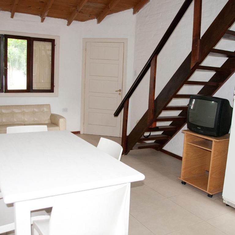 Los Profes - Two-Bedroom House - 8