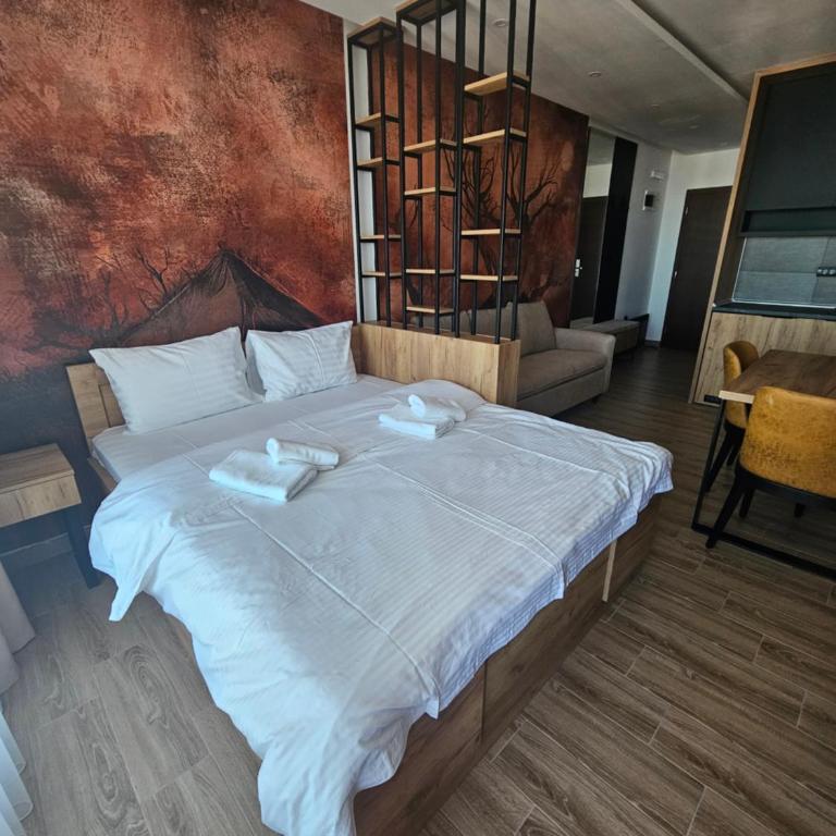Residence Hill Lux - Studio with Balcony - 2