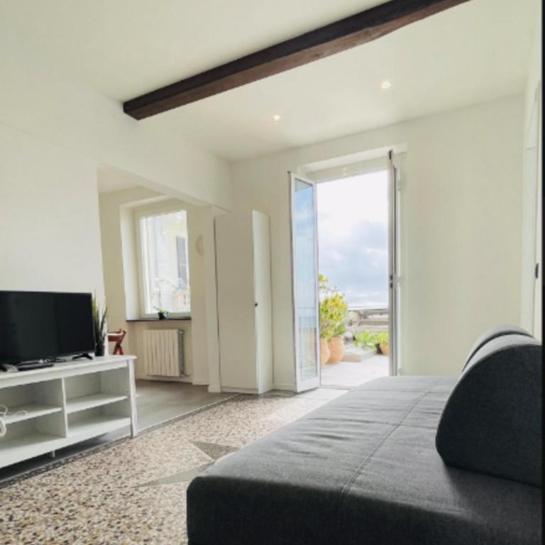 Comodissimo Gaslini e mare - Two-Bedroom Apartment - 14