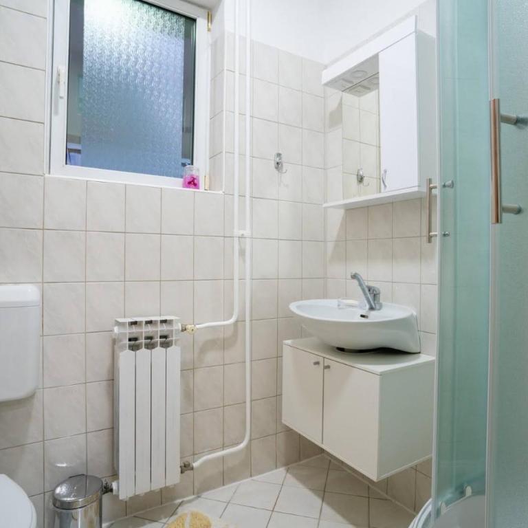 Stan na dan Sofija - One-Bedroom Apartment - 17