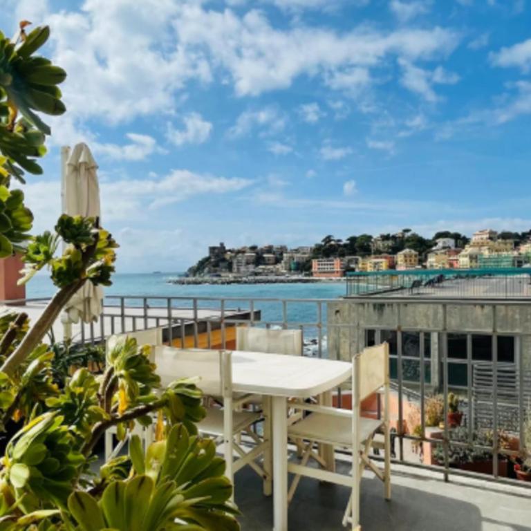 Comodissimo Gaslini e mare - Two-Bedroom Apartment - 15