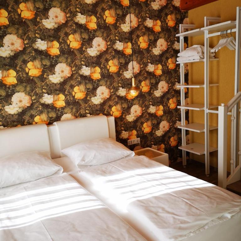Goldener Hahn Apartments - Superior Studio - 2