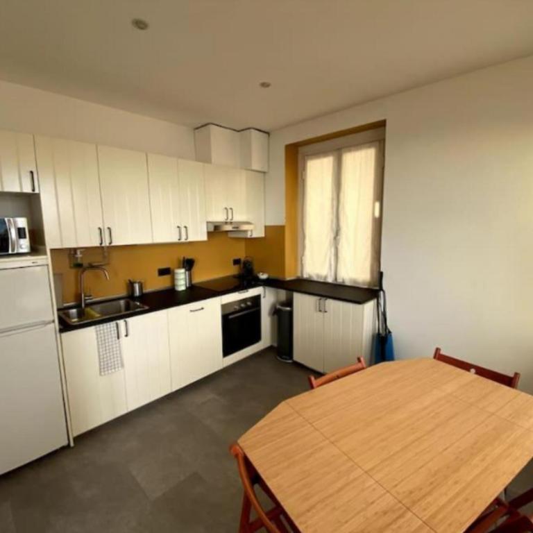 Comodissimo Gaslini e mare - Two-Bedroom Apartment - 6