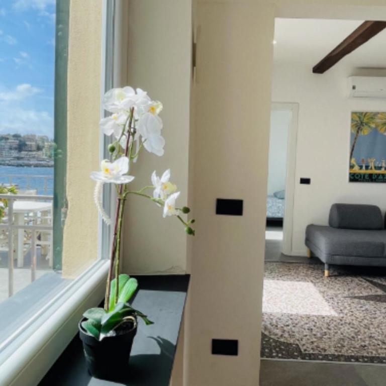 Comodissimo Gaslini e mare - Two-Bedroom Apartment - 17