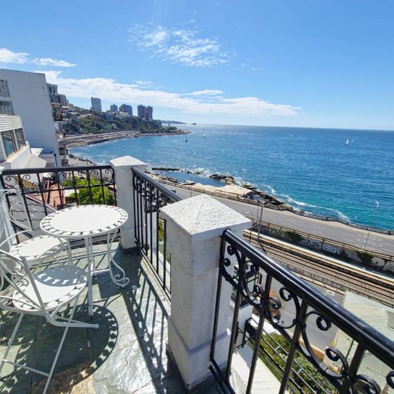 Hotel Boutique Domus Mare - Habitación Doble con balcón y vistas al mar - 1