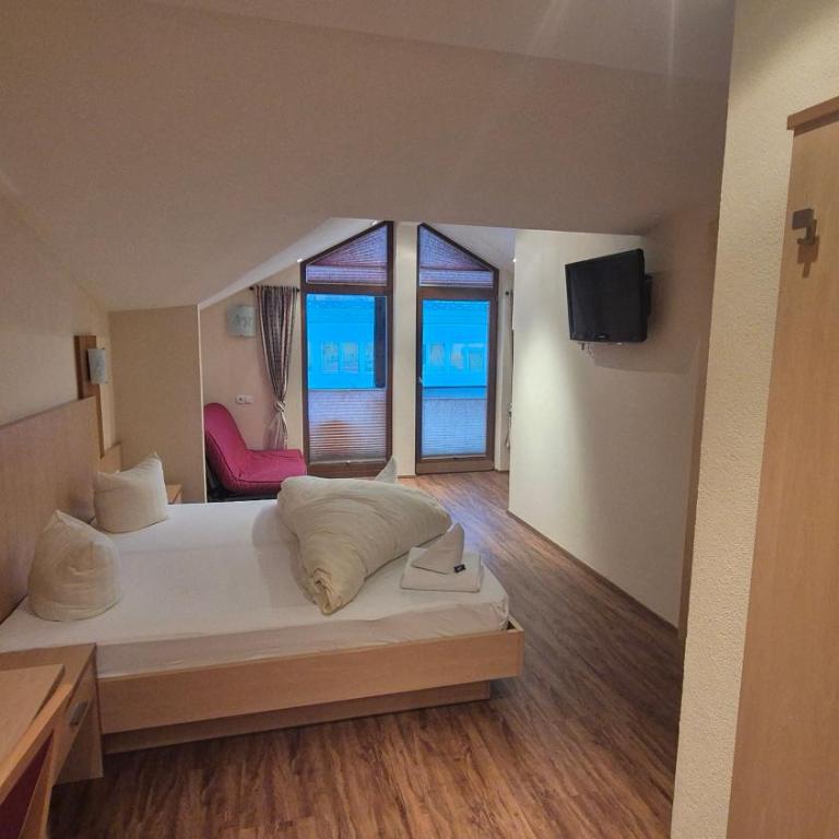 Garni Hanni - Doppelzimmer mit Balkon - 6