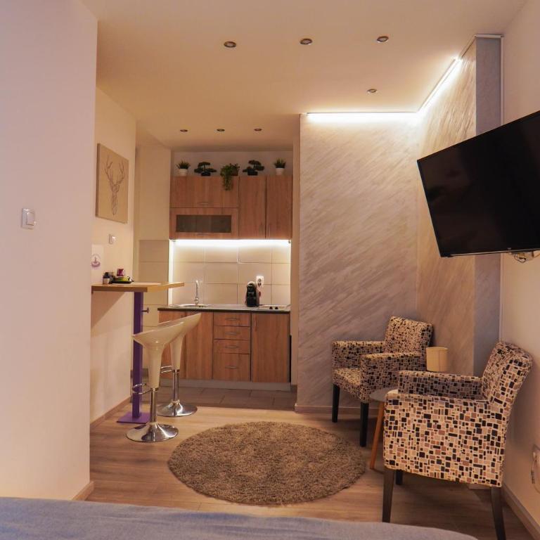 Purple - Studio - 10