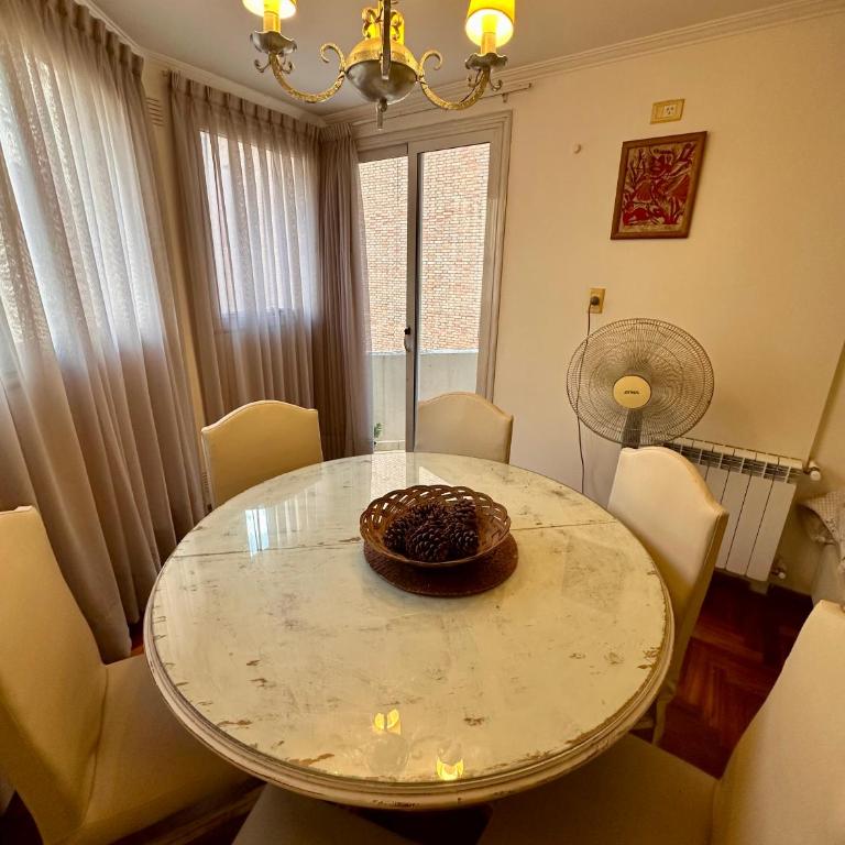 Departamento Frente al Patio Olmos Shopping - Apartamento de 1 dormitorio - 3