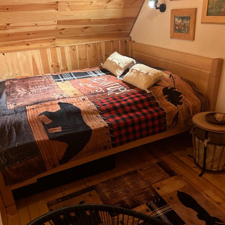NV Mountain House - Two-Bedroom House - 22