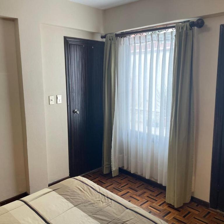 Habitación privada independiente y baño - Apartamento de 1 dormitorio - 6