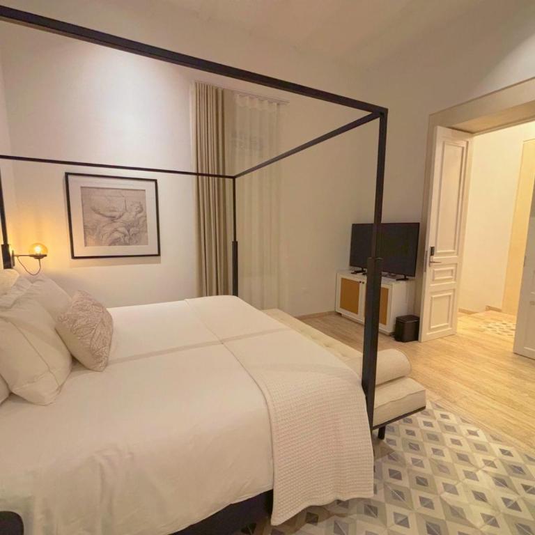 Casa Continental Hotel Boutique & Suites - Adults Only - Suite with City View - 2