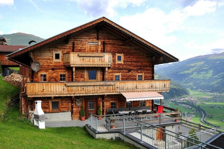 Chalet in Mayrhofen near Ski Slopes - Ferienhaus mit 6 Schlafzimmern - 32