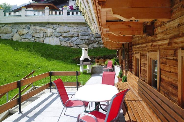 Chalet in Mayrhofen near Ski Slopes - Ferienhaus mit 6 Schlafzimmern - 6