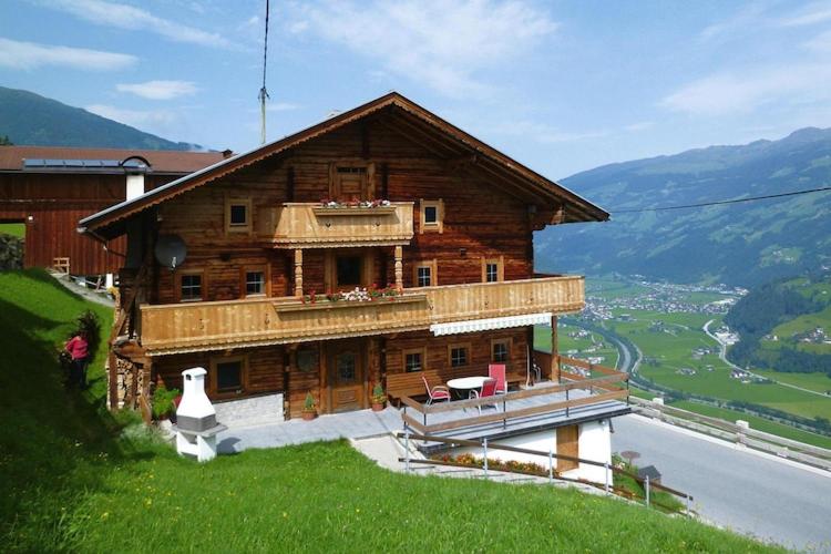 Chalet in Mayrhofen near Ski Slopes - Ferienhaus mit 6 Schlafzimmern - 30