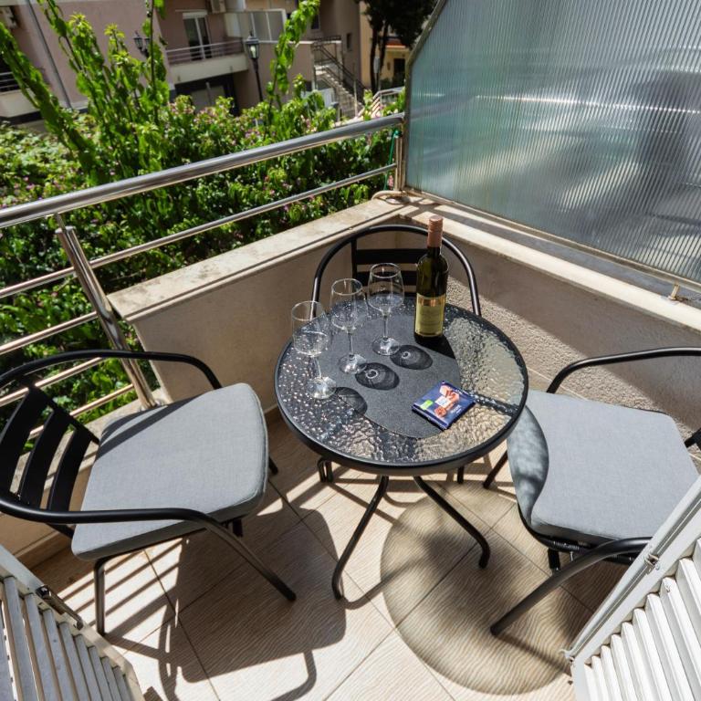 Adzic Apartments - Studio with Balcony (3 Adults) - 2