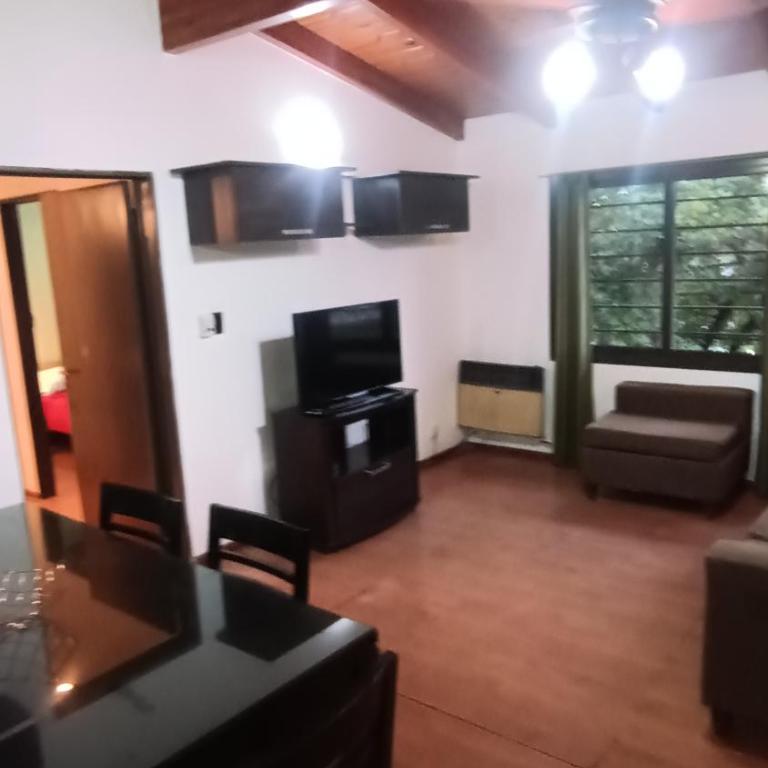 Moderno y acogedor Depto Céntrico V Carlos Paz 200 m terminal Sobre Av San Martin - Apartamento Superior de 2 dormitorios - 3