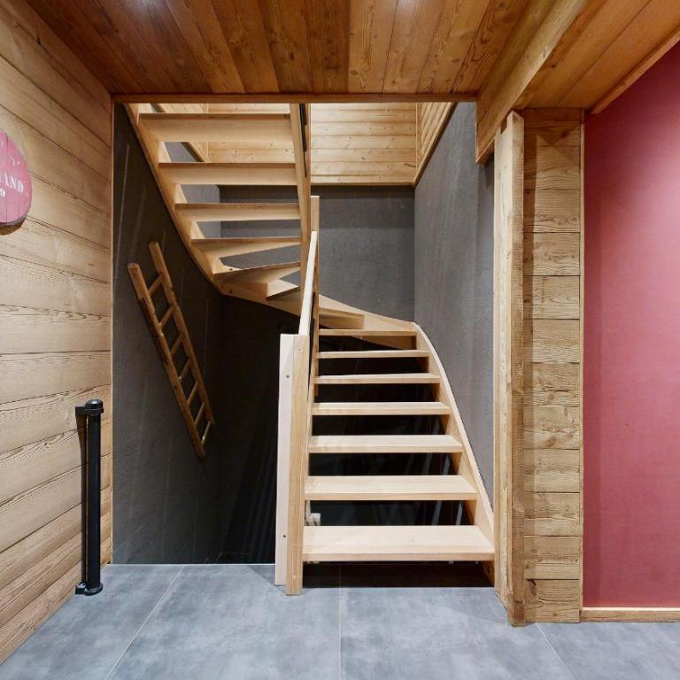 Chalet Grand Croix avec Jacuzzi privatif, Vue montagnes, Local a ski - Chalet - 19