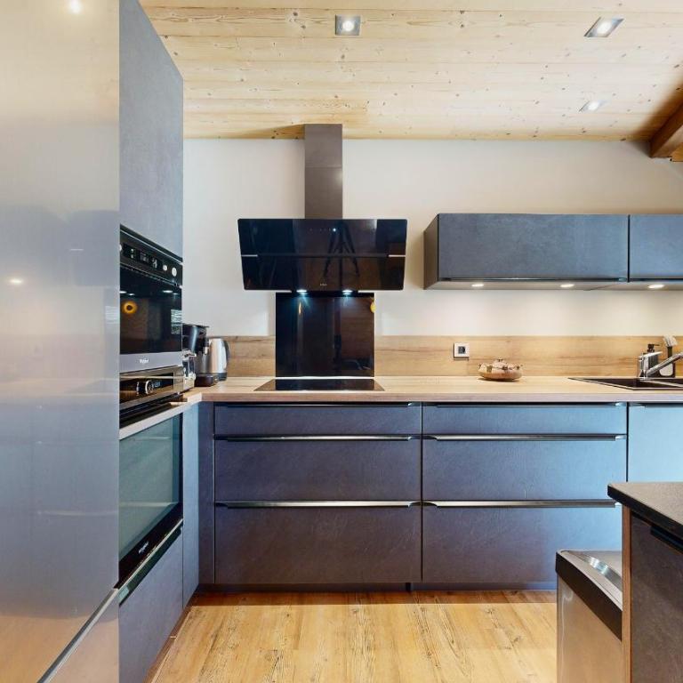Chalet Grand Croix avec Jacuzzi privatif, Vue montagnes, Local a ski - Chalet - 3