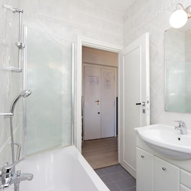 Bright Vatican 2 bedroom Apartment - Appartamento con 2 Camere da Letto - 2