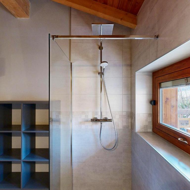 Chalet Grand Croix avec Jacuzzi privatif, Vue montagnes, Local a ski - Chalet - 24