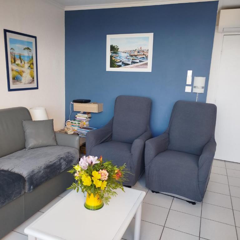 Cap Esterel appart 6 pers vue mer classé 3 etoiles - Apartment mit 2 Schlafzimmern - 3