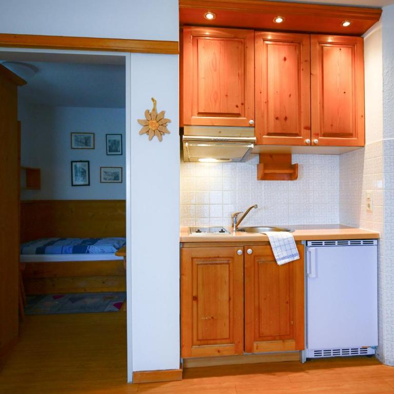 Faltenbach Ferienwohnungen in Oberstdorf - Apartment mit 2 Schlafzimmern und Bergblick - 4