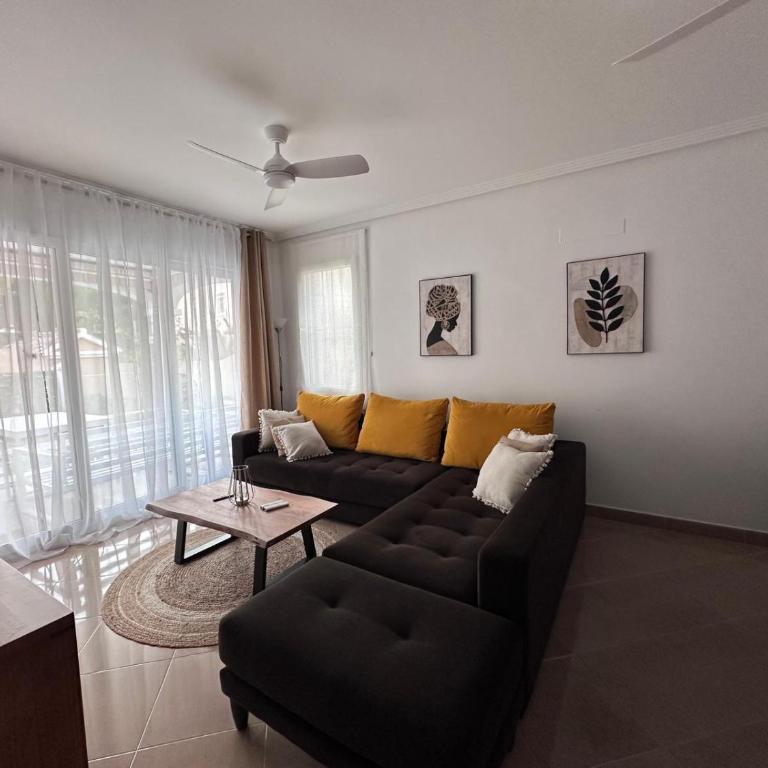 Bonita Casa Calpe - Three-Bedroom House - 15