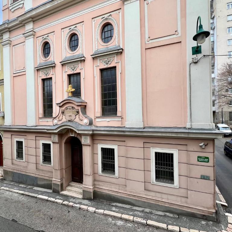 City Center - Superior Studio with Balcony - Superior Apartman sa Balkonom - 16