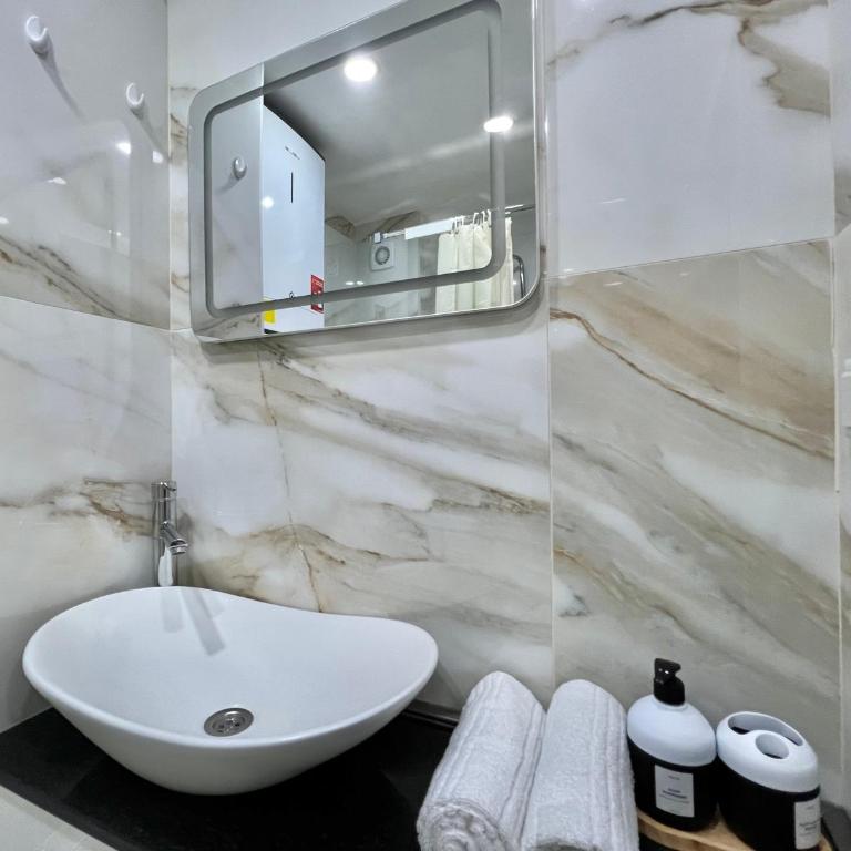 City Center - Superior Studio with Balcony - Superior Apartman sa Balkonom - 27