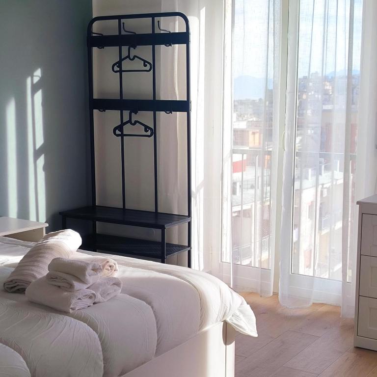 Residenza dell'E - Three-Bedroom Apartment - 3