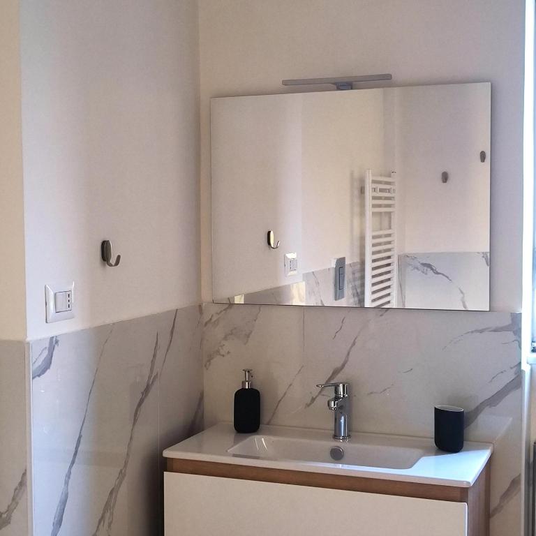 Residenza dell'E - Three-Bedroom Apartment - 27