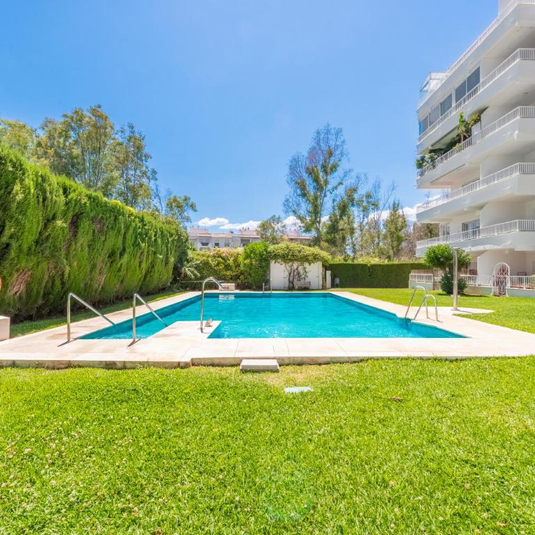Beach apartment in Golden Mile / Puerto Banus - Two-Bedroom Apartment - 24