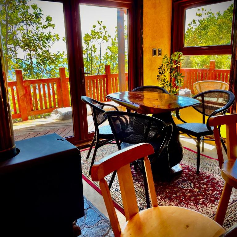 Cozzy Cabin at "Explore-Cafe & Lodge" Located in Duhatao, Chiloe Island, Patagonia, Chile - Casa de campo - 4