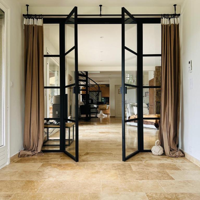 Côte 'd Azur - BEAUTIFUL VILLA WITH PRIVATE POOL - Villa - 12