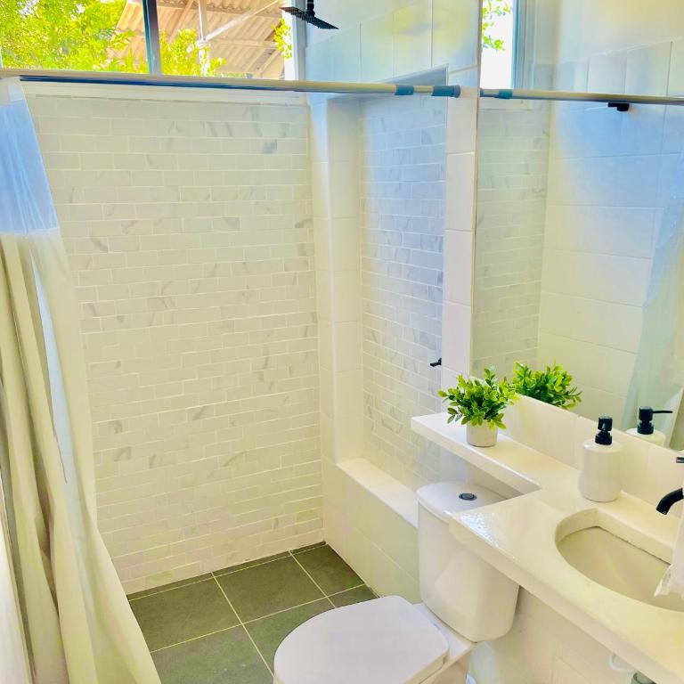 Casa con Piscina privada en Ricaurte cerca a Xielo - Casa de 4 dormitorios - 11